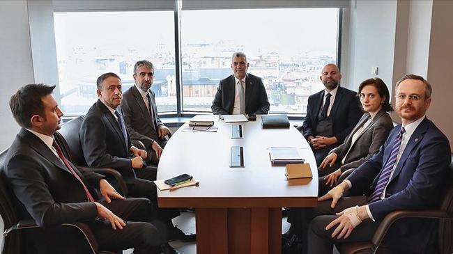 Bakan Bolat, TÜSİAD Başkanı Ozan Diren ve yönetim kurulunu kabul etti | Genel Haberler