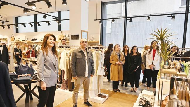 Fiziksel mağazalar dijitalleşiyor | Ekonomi Haberleri