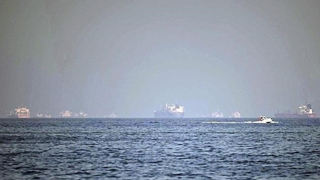 Hürmüz’de sıcak saatler! Milyonlarca varil petrol yola çıktı