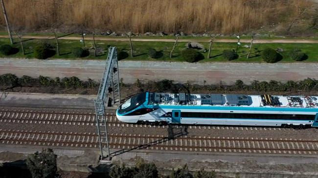 Türkiye’nin ilk yerli hızlı treni 2 günde rekor hıza ulaştı | Genel Haberler