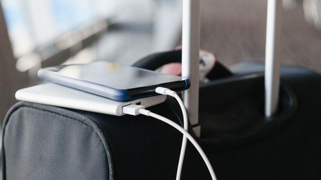Uçaklarda powerbank kullanımı için yeni karar! Sınır getirildi | Genel Haberler
