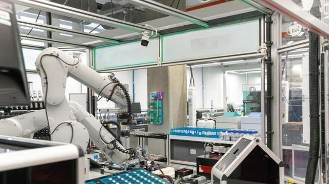 Türkler ihtiyacı söylüyor, robotlar formülü buluyor | Ekonomi Haberleri