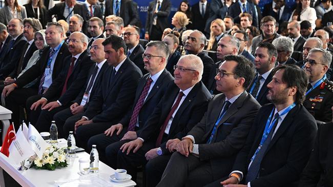 Dünya Liderleri Ankara'da: NATO Zirvesi'nde Savunma Sanayii Forumu ile başladı | Genel Haberler