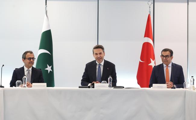 Türkiye to support Pakistan’s power privatization