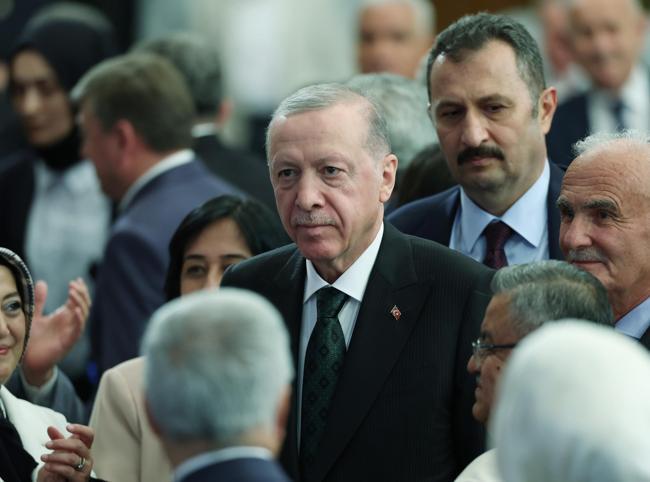 AKP concludes camp with focus on local agenda