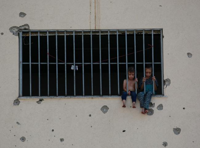 Truce talks in limbo as Israel pounds Gaza