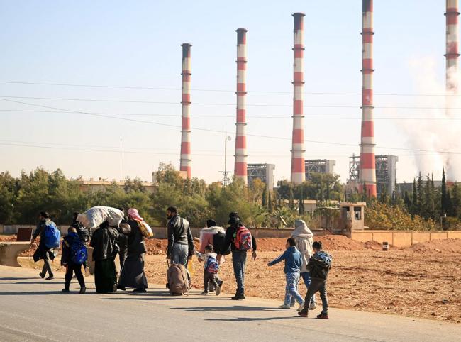 Syrias Assad seeking support after Aleppo loss