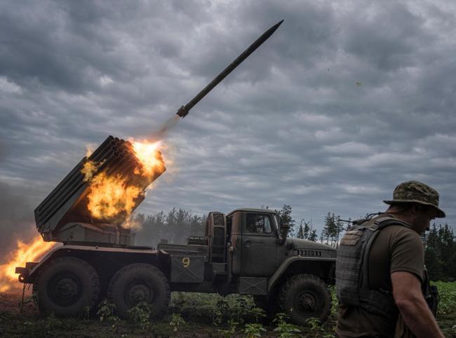 Ukraine reports massive Christmas day attack by Russia