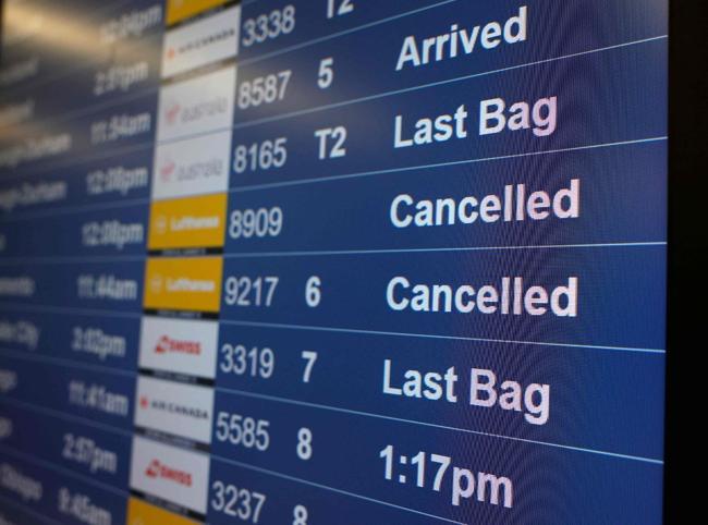 More than 1,000 flights cut in US shutdown fallout