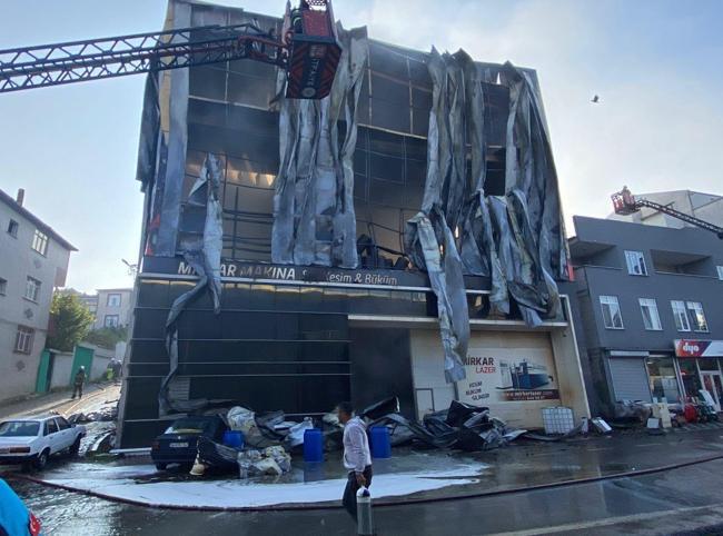 Six dead in perfume warehouse blaze in northwestern Türkiye