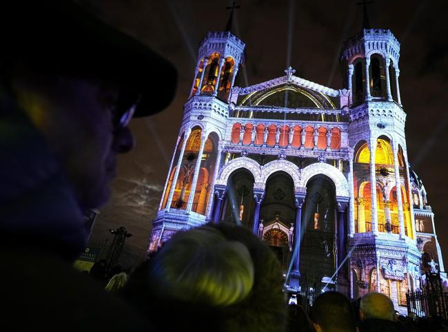 11 million flock to Notre-Dame in a year