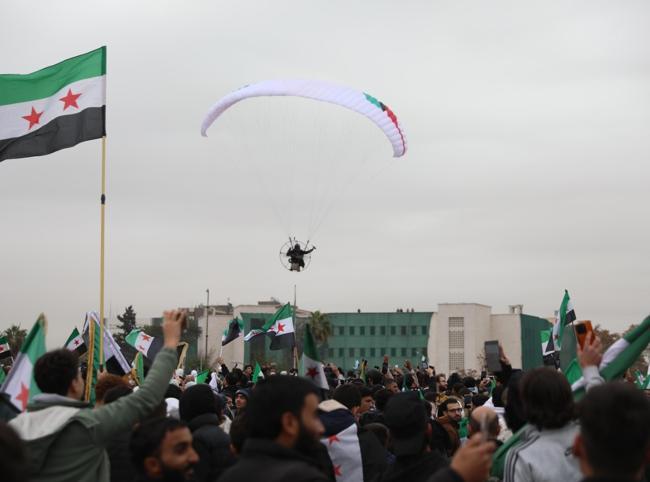 Türkiye vows continued support to Syria on its first anniversary