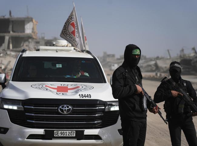 Hamas proposes weapons freeze in return for long-term truce