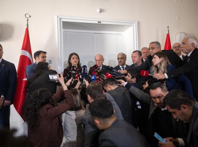 DEM Party to expand peace bid talks with AKP, Justice Ministry