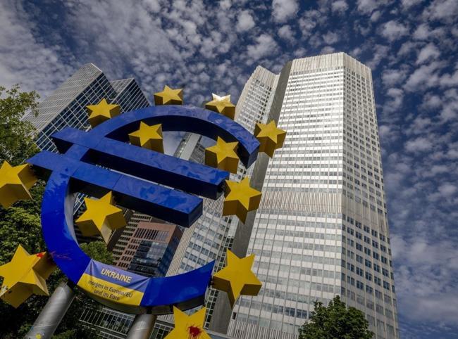 Eurozone inflation stable at 2.1 pct in November