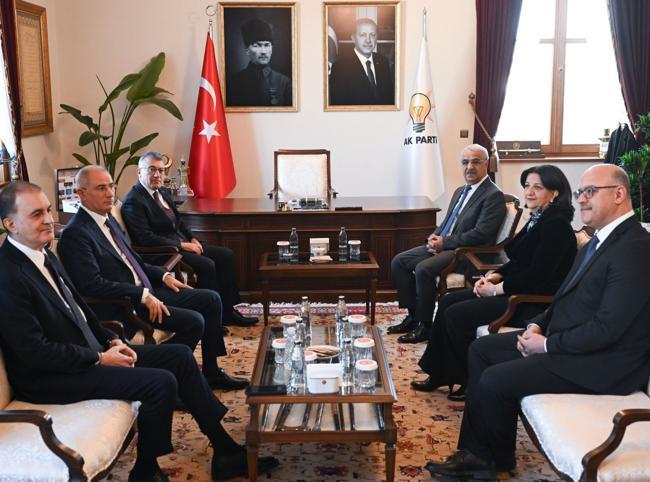 DEM Party MPs meets AKP officials amid anti-terror drive