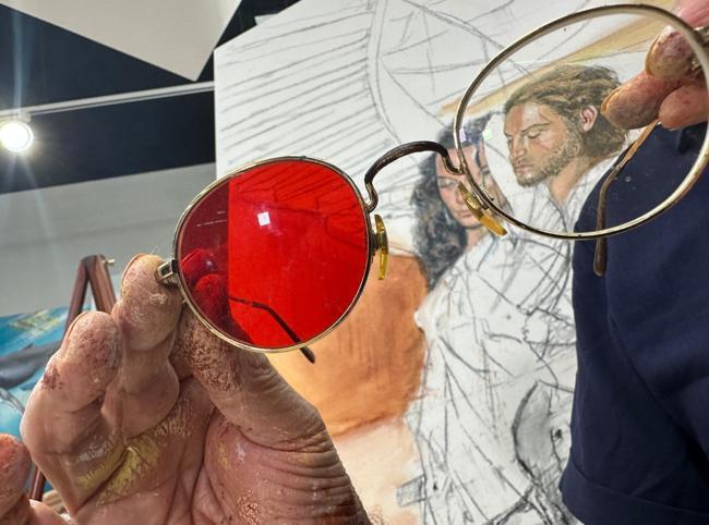 Fernando Dávilas colorful journey as a colorblind painter