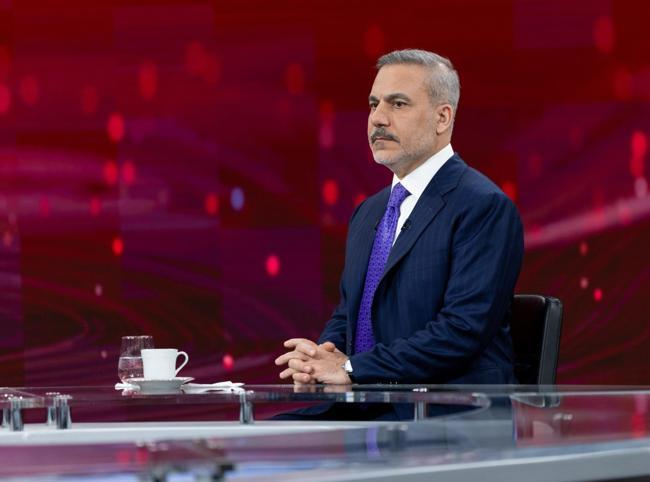 Fidan says YPG/SDF shifts position only under force amid Aleppo tensions