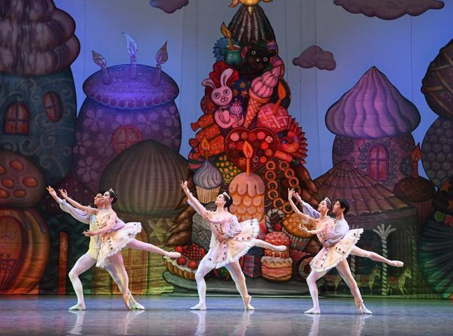 Georgian State Ballet comes to Turkish stage