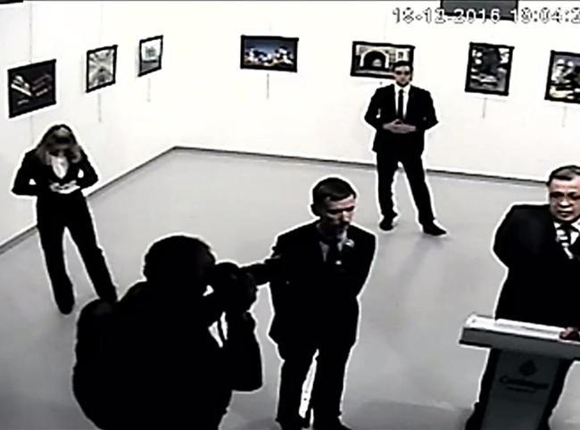 FETÖ fugitive behind 2016 Russian envoy killing changes name: Sources