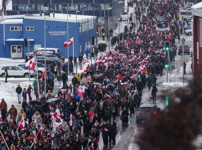 Trump threatens Europe with tariffs over Greenland