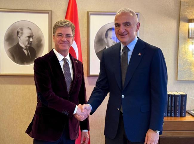 Sağtürk steps down as State Opera and Ballet chief