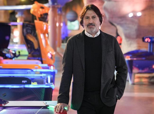 Size of entertainment industry expected to surpass $2 billion