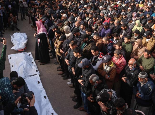 11 Palestinians killed in Israeli airstrikes on Gaza in ceasefire violation