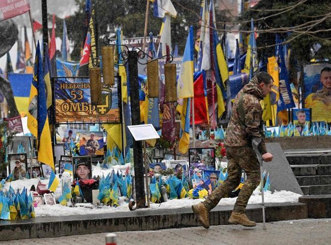 Moscow, Kiev set for Geneva peace talks amid Russian attacks