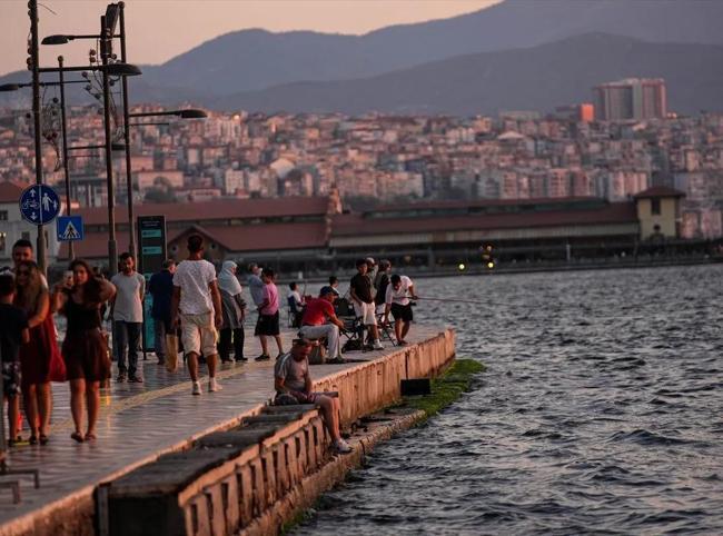 Happiness on rise in Türkiye while economy top worry: TÜİK