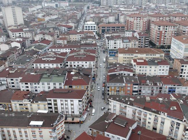 Istanbul’s most crowded district rejects its image of crime hub