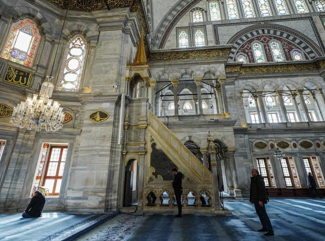 Nuruosmaniye Mosque, a Baroque landmark