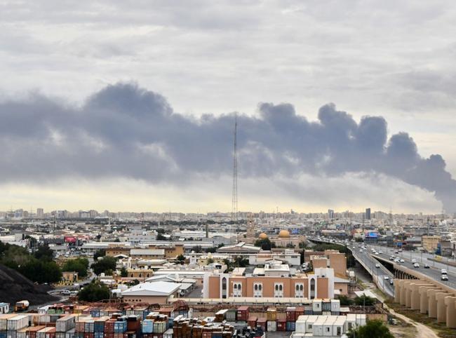 Iran keeps up missile salvo as US floats ceasefire plan