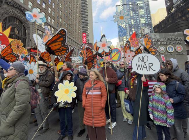 Massive protests against Trump across US on No Kings day