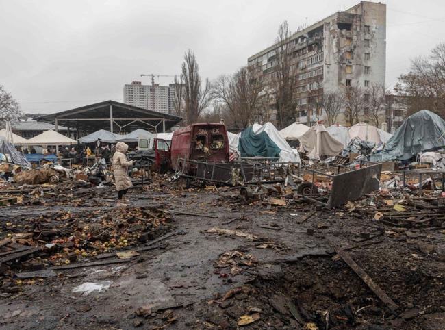 14 dead in Russian daytime attacks on Ukraine