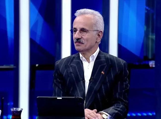 Transport minister says second Turkish-owned ship has crossed Hormuz strait