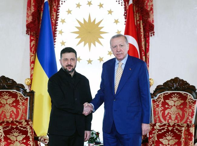 Zelensky in Istanbul for security talks with Erdoğan