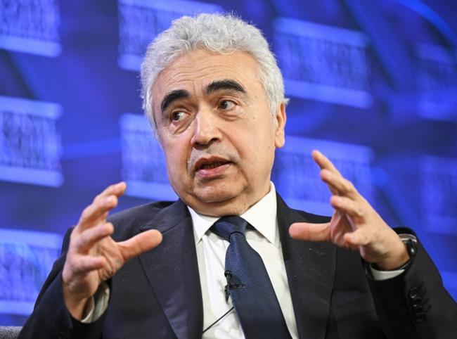 Mideast war to kickstart renewables boom: IEA chief