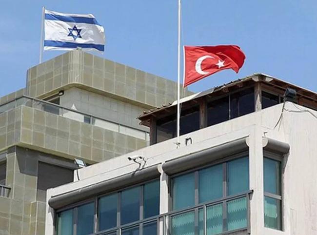 Gunfight erupts outside building housing Israeli Consulate in Istanbul