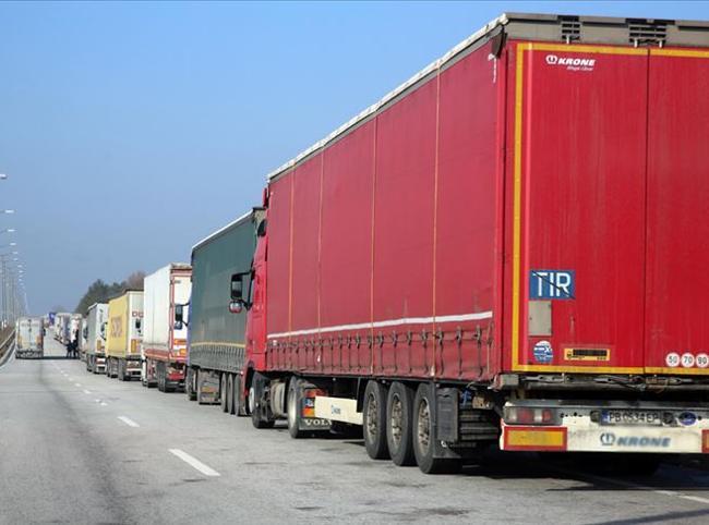 Türkiye says Saudi transit visas restore key overland trade corridor