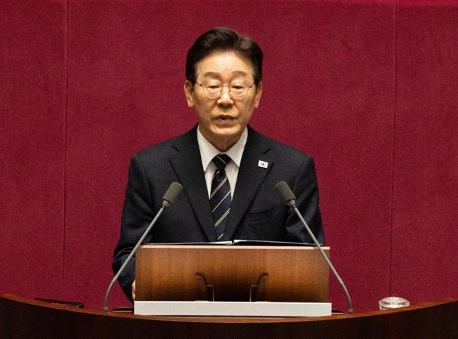 South Korea president clashes with Israel on rights, disinfo claims