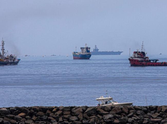 US says warships transit Strait of Hormuz in mine clearance op