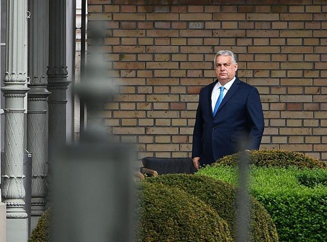 Europes far right gathers in Milan after Orban defeat