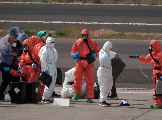 Spain says took all measures to stop hantavirus, after positive tests