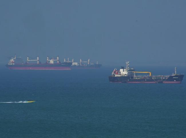 Western military presence set to rise near Hormuz