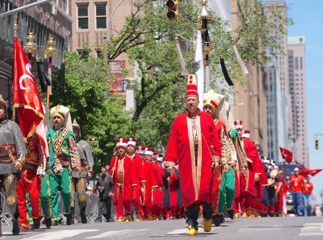 Thousands gather in New York for 43rd annual Turkish Day Parade