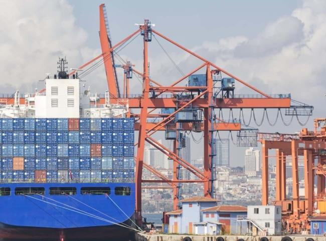 Türkiye’s April trade gap narrows as exports jump
