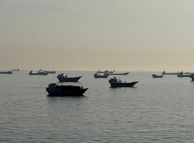 US, Iran inch closer to deal to end war, open Hormuz