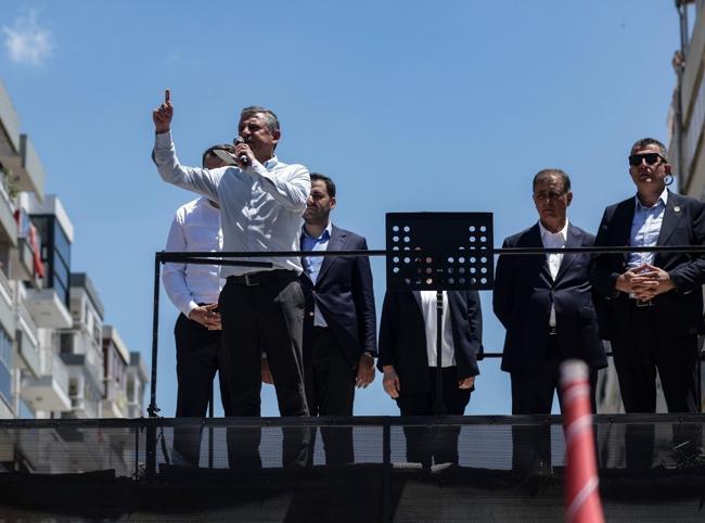 CHP’s Özel calls for member vote to resolve leadership crisis