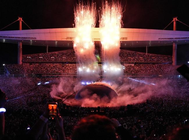 Kanye West Draws Record 118,000 Fans in Istanbul for Career-Biggest Concert